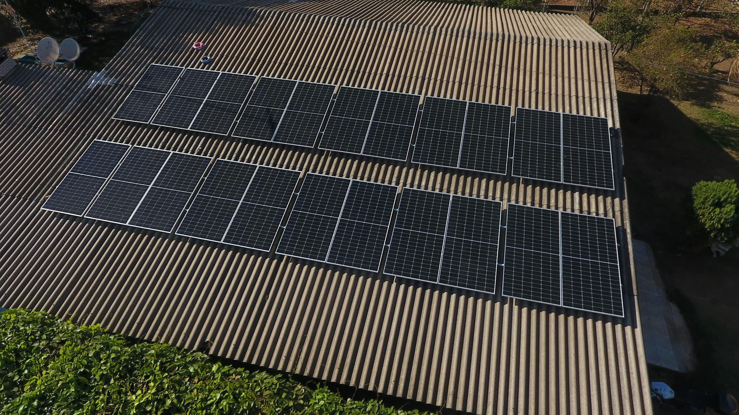 Commercial rooftop solar panel installation